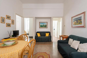 JOIVY Inviting 2-bed flat near the beach